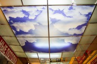 Зеркальный потолок "Синее небо"