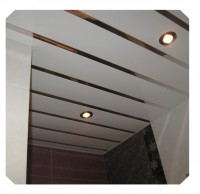 Алюминиевый реечный потолок 135см белый с хром вставкой 2.02 м х 1.5 м.