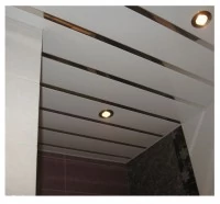 Качественный реечный потолок белый с хром вставкой в комплекте - Размер 2,05 м. х 1,95 м.