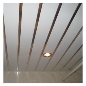 Комплект реечного потолка для ванной 1,5х2 м AN85A белый с раскладкой хром