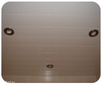 Комплект реечного потолка белый жемчуг на кухню - Размер 2,3 х 1.72м