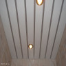 Качественный реечный потолок белый с металлик вставкой - Размер 1,75 м. х 1,90 м.
