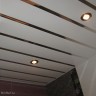 Реечный потолок немецкий дизайн белый с хром вставкой 1,73 х 2.4 м