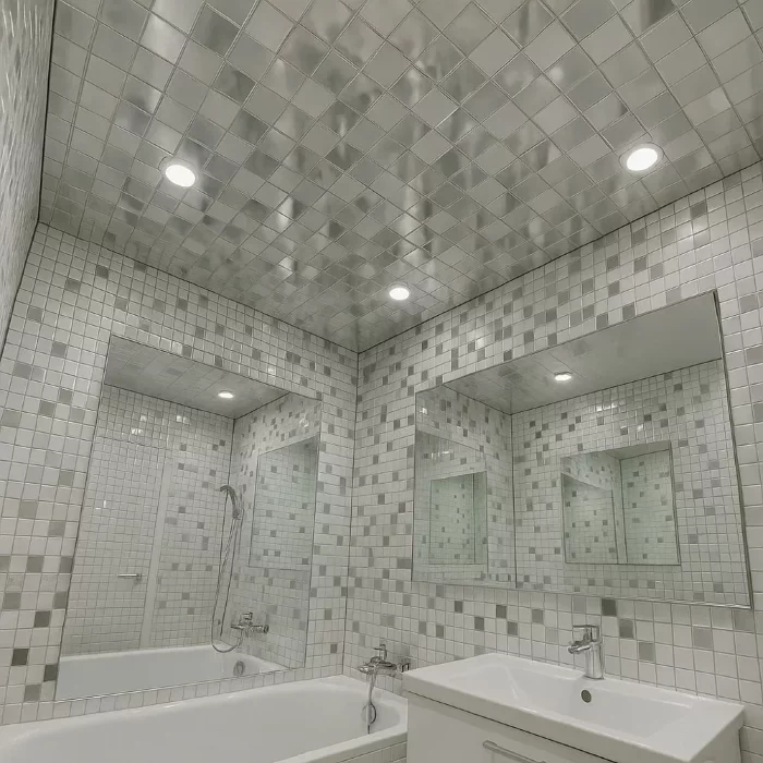 Кассетный потолок Cesal 300×300 Мозаика серебряная 046D объёмная — комплект 2.6 × 2.0 м