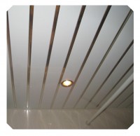 Реечный потолок белый с хром вставкой в комплекте - Размер 1,8 м. х 1,8 м.